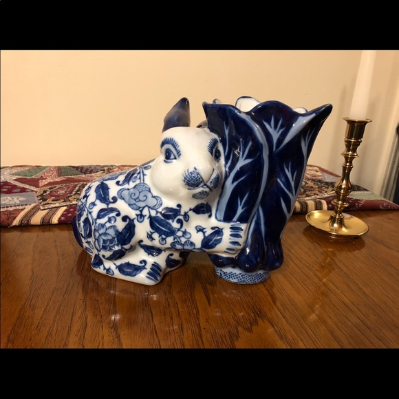 Handcrafted Porcelain Vintage Rabbit Vase